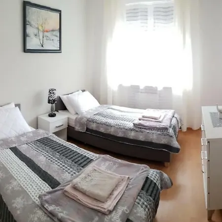 Apartmán Kasztanowa