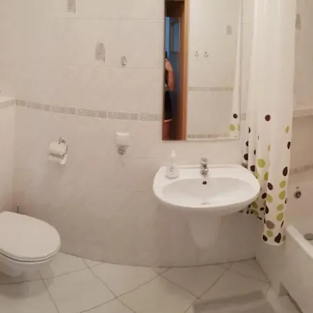 Kasztanowa * Varšava