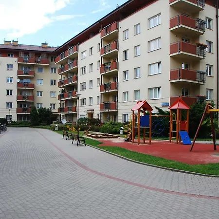 Kasztanowa * Warszawa